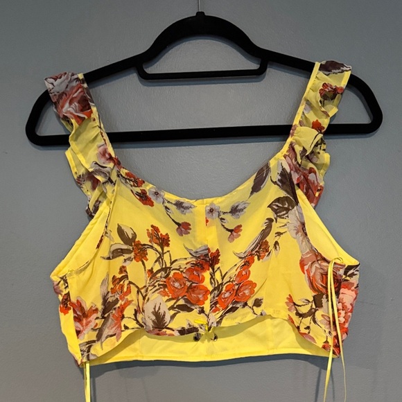 Vibrant‎ Floral Yellow Tank Top with Tie Detail - Picture 5 of 5
